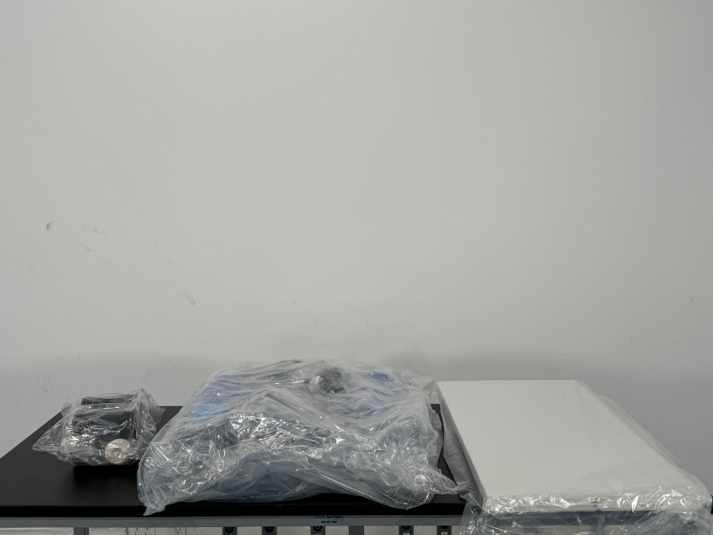 Image of Unused SoloContainment Anaerobic Chamber Enclosure w/ Base Plates